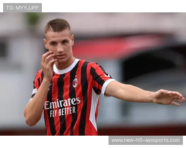 AC米兰锐意变革高位逼抢体系助推锋线火力全开 AC米兰锐意变革高位逼抢体系助推锋线火力全开