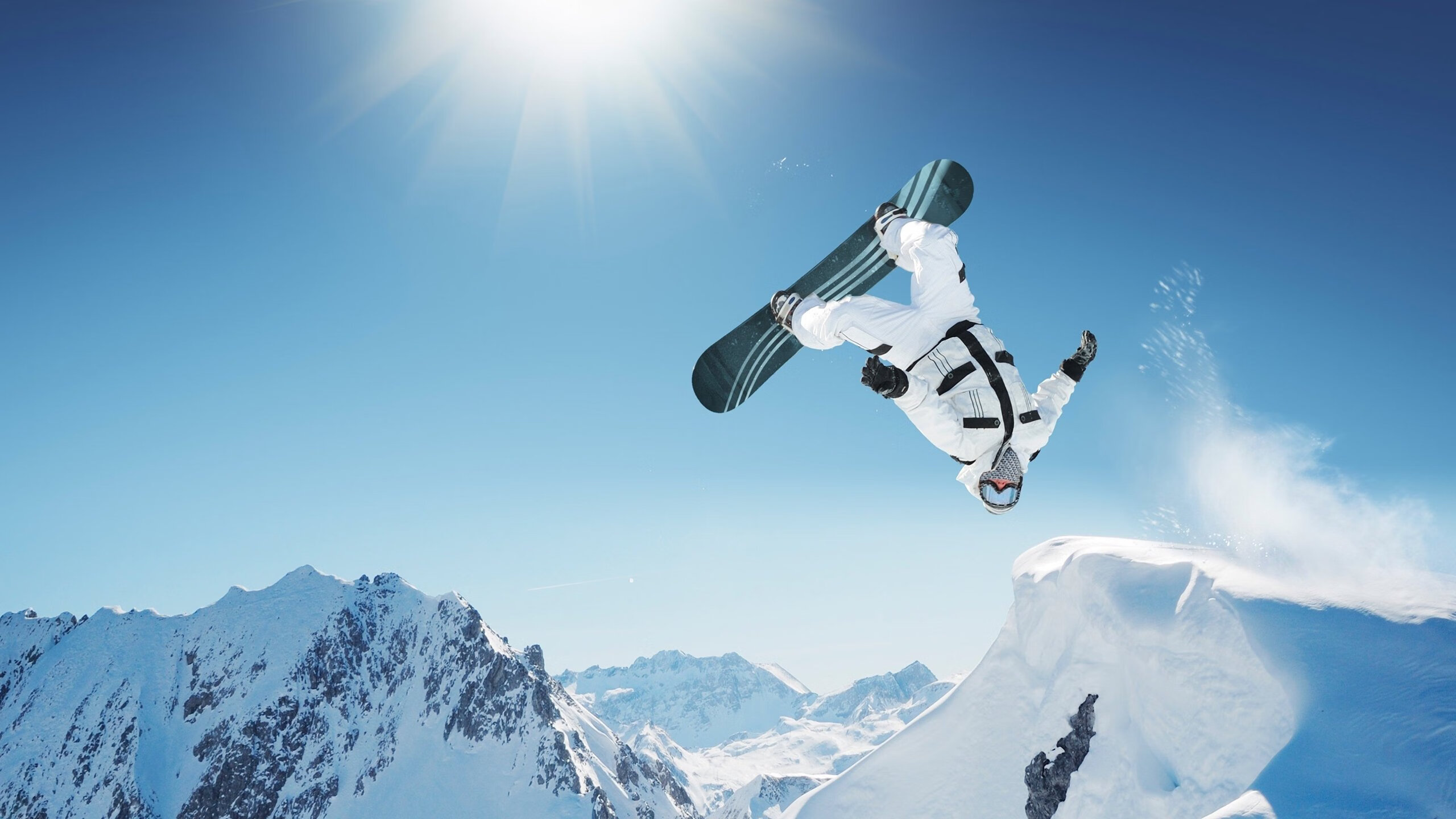 世锦赛女子混合泳400米：美国选手连破赛会与世界纪录